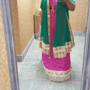GREEN & PINK BANARASI JACQUARD EMBROIDER Lehnga